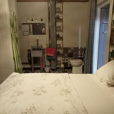 Bed and Breakfast Le Repaire Des Ecureuils à Bourg-Argental Extérieur photo